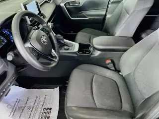 Toyota RAV4 Hybrid 2023 AWD XLE 4dr SUV