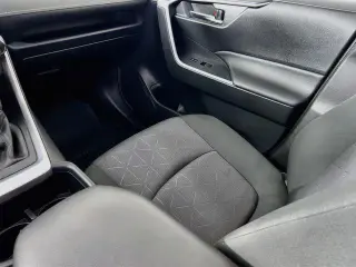 Toyota RAV4 Hybrid 2023 AWD XLE 4dr SUV