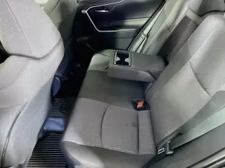 Toyota RAV4 Hybrid 2023 AWD XLE 4dr SUV