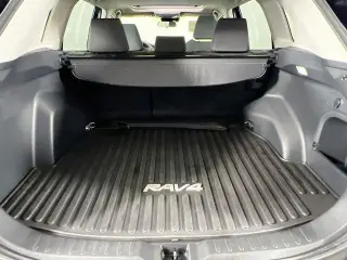 Toyota RAV4 Hybrid 2023 AWD XLE 4dr SUV