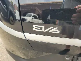 Kia EV6 2024 Light 4p Crossover