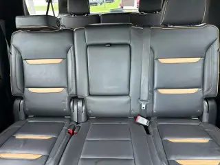 GMC Yukon XL 2021 4x4 AT4 4p SUV