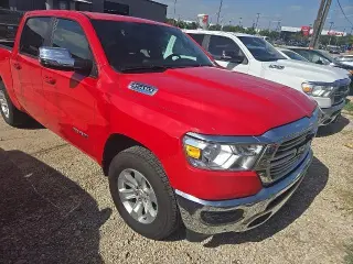 Ram 1500 2024 4x2 Laramie 4p Camioneta Cabina Doble 5.6 pies BA