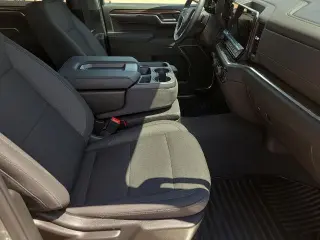 Chevrolet Silverado 1500 2026 4x4 RST 4p Cab 6.6 ft. SB