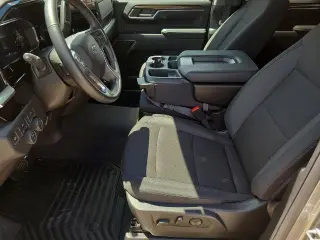 Chevrolet Silverado 1500 2026 4x4 RST 4p Cab 6.6 ft. SB