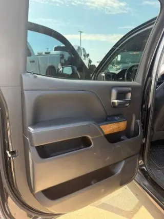 Chevrolet Silverado 1500 2018 4x2 LTZ 4p Crew Cab 5.8 pies CT