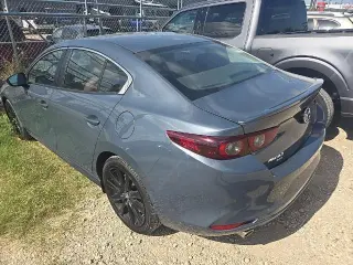 Mazda Mazda3 Sedán 2025 AWD 2.5 S Edición Carbono 4p Sedan
