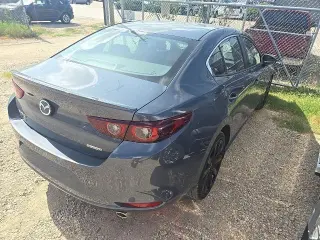 Mazda Mazda3 Sedán 2025 AWD 2.5 S Edición Carbono 4p Sedan