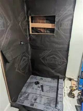 TRABAJOS DE CONSTRUCCIÓN CC