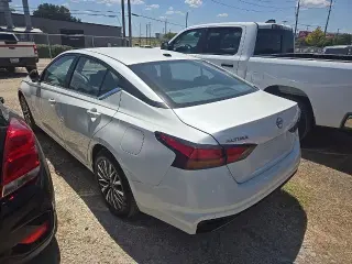 Nissan Altima 2026 2.5 SV 4p Sedan