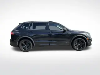 Volkswagen Tiguan 2024 SE R-Line Black 4p SUV