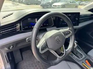 Volkswagen Jetta 2025 SE 4p Sedan