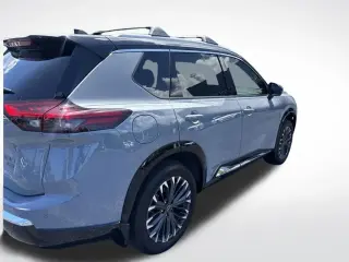 Nissan Rogue 2026 AWD Platinum 4p Crossover
