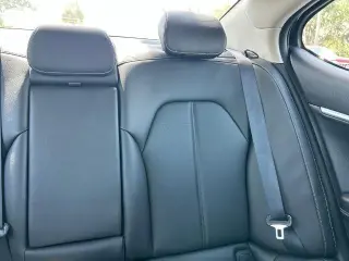 Genesis G70 2026 2.5T Standard 4p Sedan
