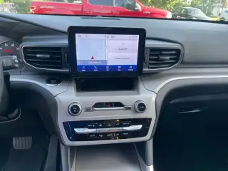 Ford Explorer 2023 XLT 4p SUV