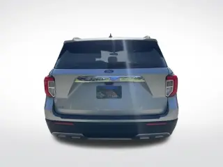 Ford Explorer 2023 XLT 4p SUV
