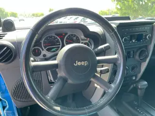 Jeep Wrangler 2010 4x4 Sport 2p SUV