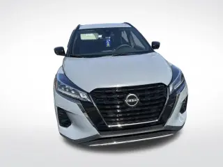 Nissan Kicks 2024 SR 4p Crossover