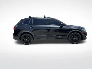 Volkswagen Tiguan 2023 SE R-Line Negro 4p SUV