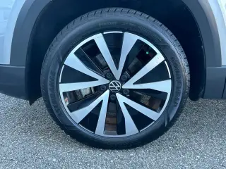 Volkswagen Taos 2022 SE 4dr SUV