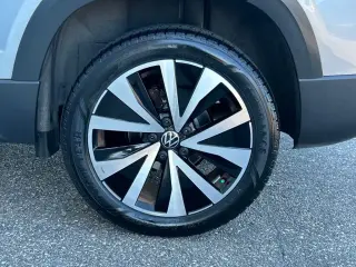 Volkswagen Taos 2022 SE 4dr SUV