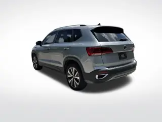 Volkswagen Taos 2022 SE 4dr SUV