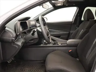 Hyundai ELANTRA 2026 SEL Sport Premium 4p Sedan