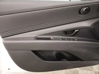 Hyundai ELANTRA 2026 SEL Sport Premium 4p Sedan