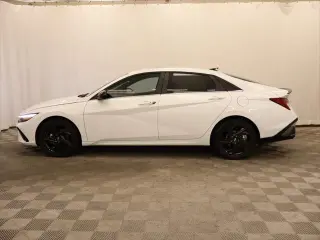 Hyundai ELANTRA 2026 SEL Sport Premium 4p Sedan