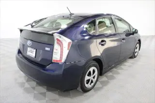 Toyota Prius 2015 Tres Hatchback de 4 puertas
