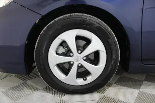 Toyota Prius 2015 Tres Hatchback de 4 puertas