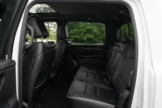 Ram 1500 2023 4x4 Limited 4p Cabina Crew 5.6 ft. Cb Camioneta