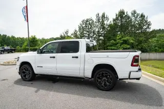 Ram 1500 2023 4x4 Limited 4p Cabina Crew 5.6 ft. Cb Camioneta