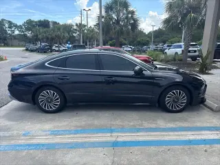 Hyundai SONATA Hybrid 2025 SEL 4dr Sedan