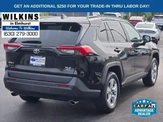 Toyota RAV4 2020 AWD XLE 4p SUV