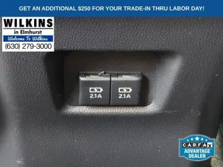 Toyota RAV4 2020 AWD XLE 4p SUV