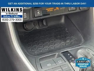 Toyota RAV4 2020 AWD XLE 4p SUV