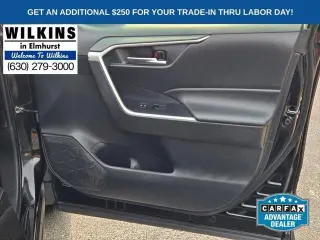 Toyota RAV4 2020 AWD XLE 4p SUV