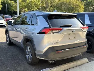 Toyota RAV4 Hybrid 2022 AWD XLE 4p SUV