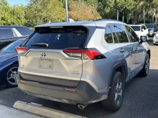 Toyota RAV4 Hybrid 2022 AWD XLE 4p SUV