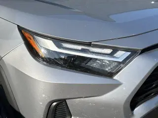 Toyota RAV4 Hybrid 2022 AWD XLE 4p SUV