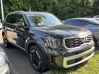 Kia Telluride 2025 S 4p SUV