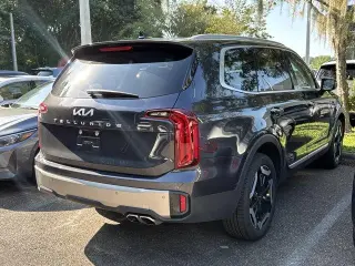 Kia Telluride 2025 S 4p SUV