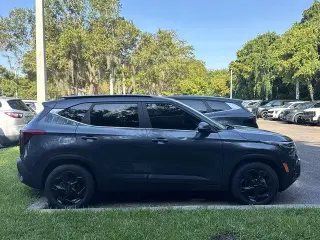 Kia Seltos 2026 EX 4p SUV