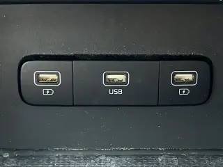 Kia Carnival 2023 LX 4p Minivan