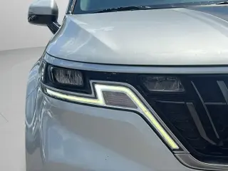 Kia Carnival 2023 LX 4p Minivan