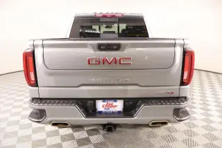 GMC Sierra 1500 2023 4x4 AT4 4p Crew Cab 5.8 ft. CB