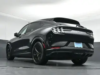 Ford Mustang Mach-E 2025 AWD GT 4p SUV
