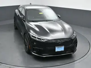 Ford Mustang Mach-E 2025 AWD GT 4p SUV