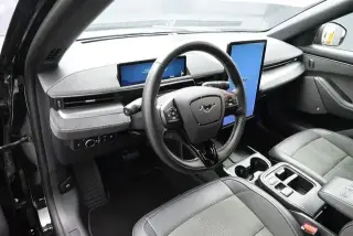 Ford Mustang Mach-E 2025 AWD GT 4p SUV